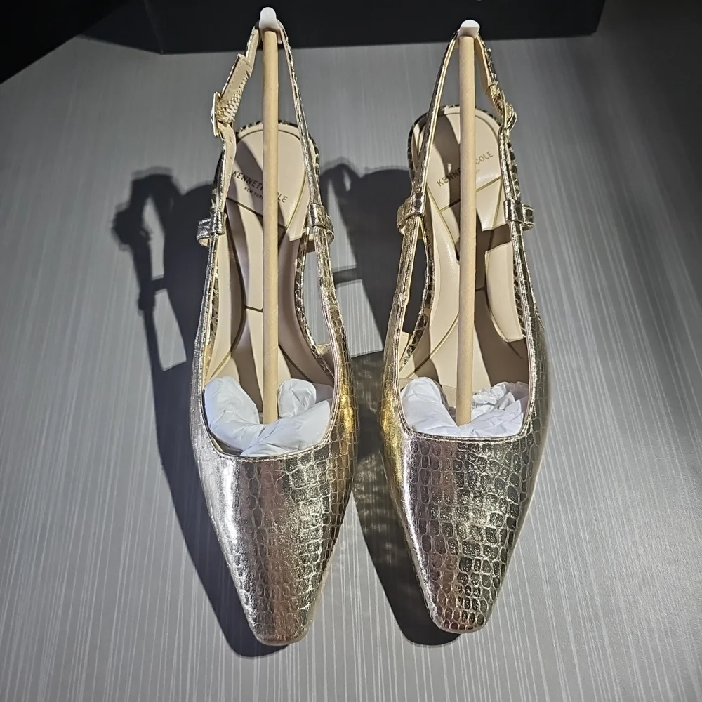 Kenneth Cole Martha Chic Elegant Slingback Kitten Heels Soft Gold Size 7M NEW - Picture 2 of 12
